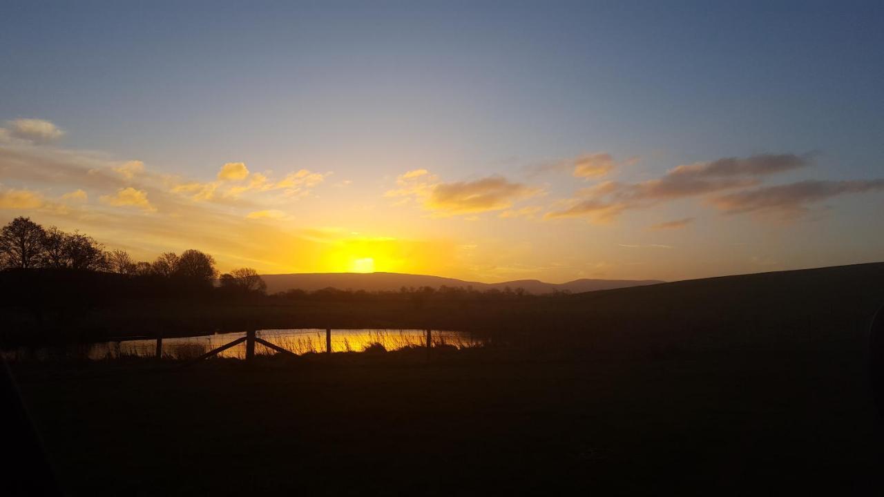 Keld Barn, Low Ploughlands Holiday Lets Къркби Стивън Екстериор снимка